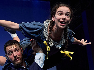 2024 Rodinný ústav Fun Home f_Daniel Kuchař  3_NR8A4308_hd