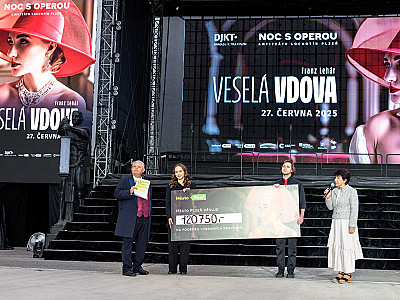 07_Vesela-vdova-WEB-root-5353