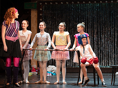 billy_elliot_2023_djkt_foto_irena_sterbova-5421